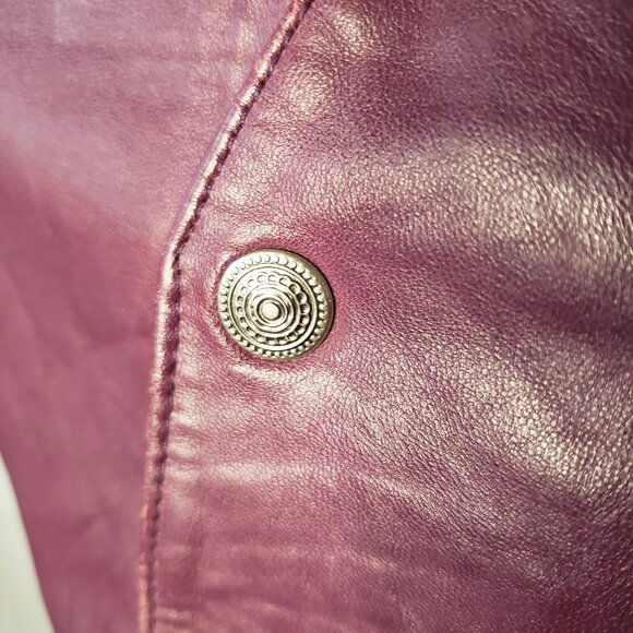 Vintage VTG Purple Leather Vest w Hand Painted Silver Details and Metal Snaps - Picture 8 of 13